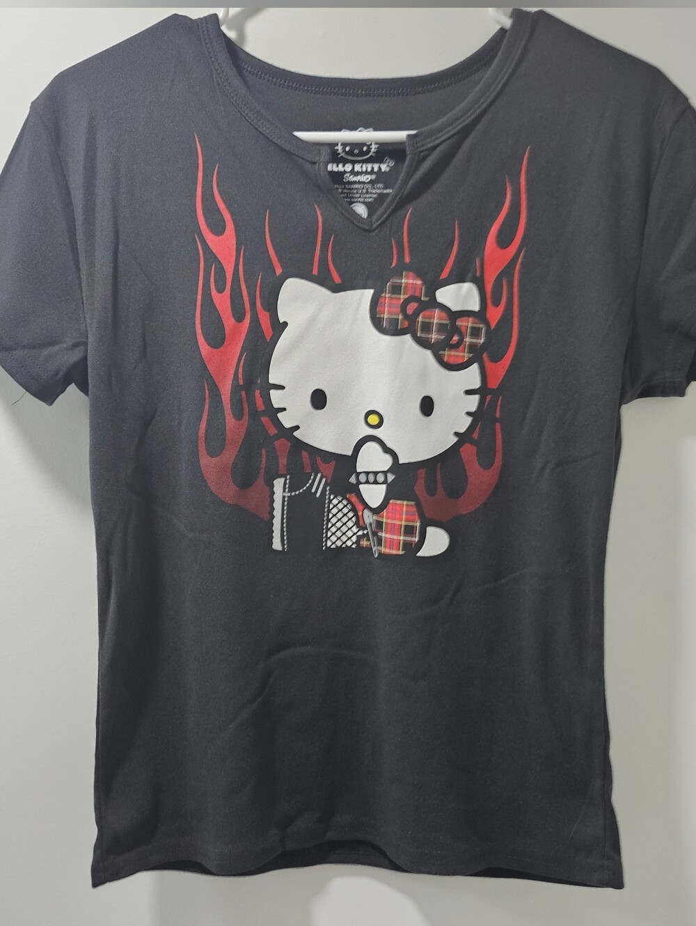 Hello Kitty Black Tee with Red Flame Graphic NWOT Size L